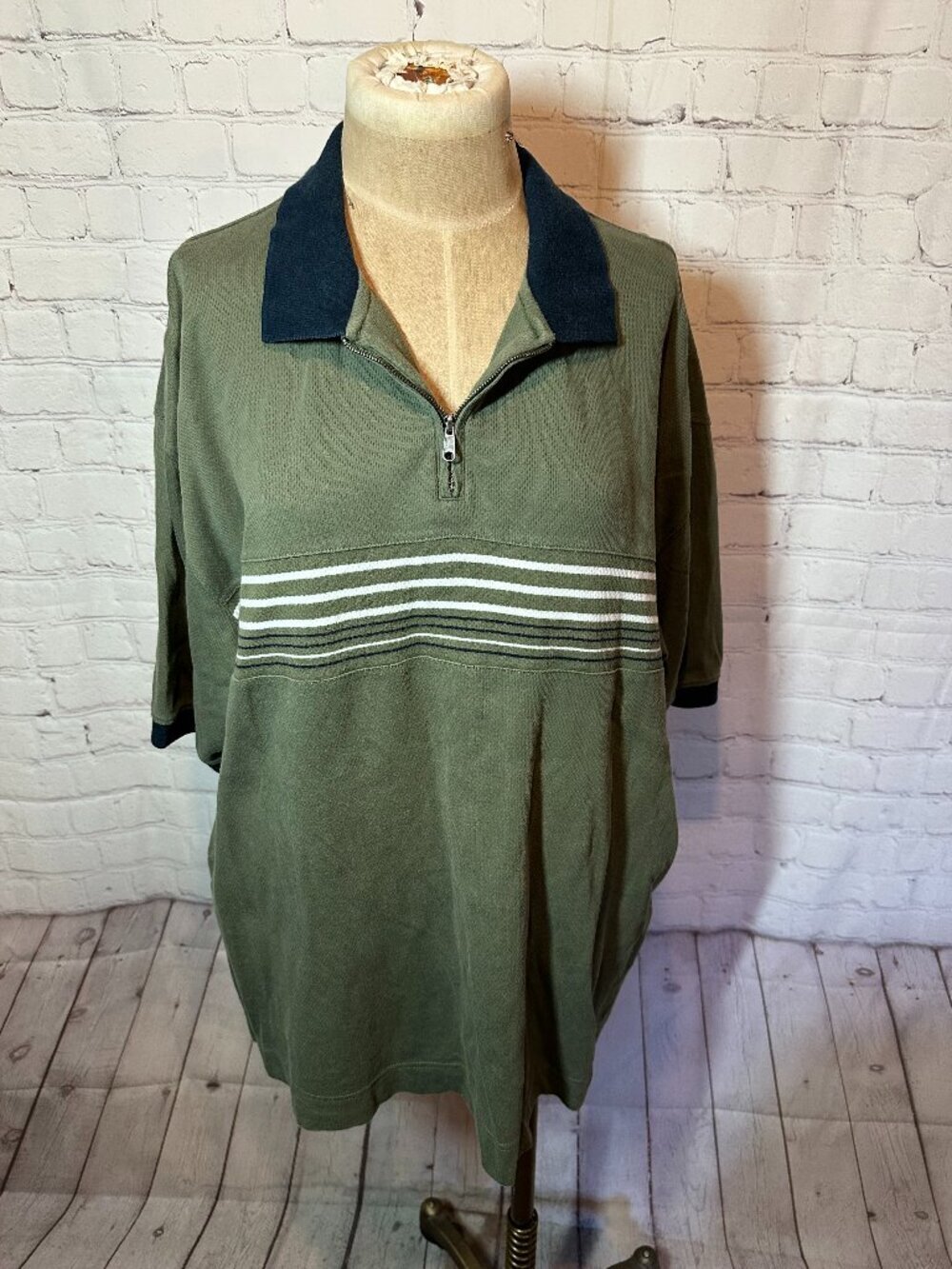 Vintage 90s Zip up polo short sleeve green and blue stripe size XL